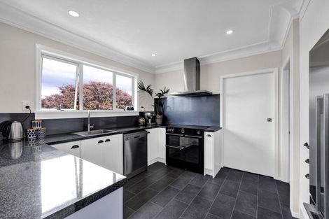 Photo of property in 131 Warwick Road, Stratford, 4391