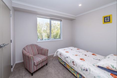 Photo of property in 6 Hewson Lane, Greytown, 5712