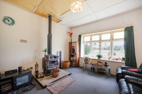 Photo of property in 35 Raukawa Road, Ashhurst, Palmerston North, 4470