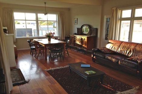 Photo of property in 43 Inglis Street, Seatoun, Wellington, 6022