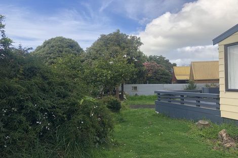 Photo of property in 13 Gloaming Place, Conifer Grove, Takanini, 2112