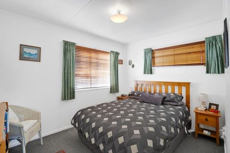 Photo of property in 8b Squire Place, Blagdon, New Plymouth, 4310