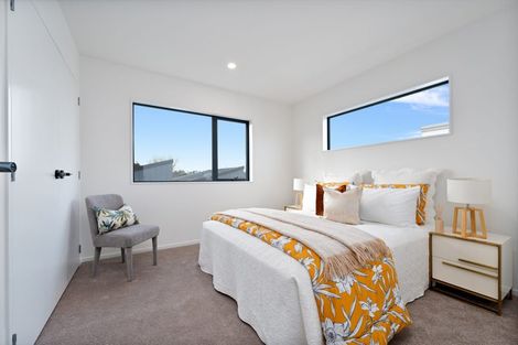 Photo of property in 62b Triangle Road, Massey, Auckland, 0614