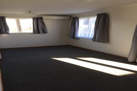 Photo of property in 17 Trevethick Grove, Woburn, Lower Hutt, 5010