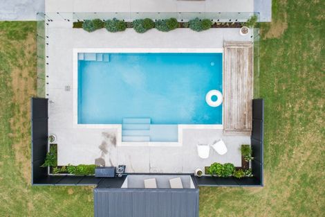 Photo of property in 72 Hartwell Drive, Kelvin Grove, Palmerston North, 4470