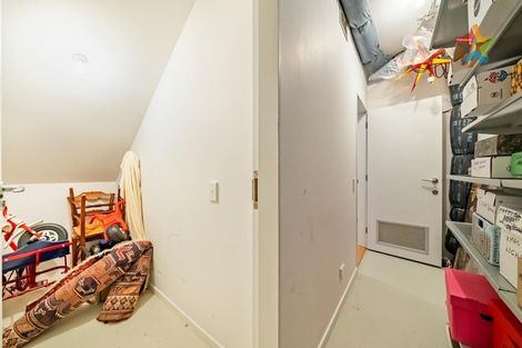 Photo of property in 29a Totara Street, Eastbourne, Lower Hutt, 5013