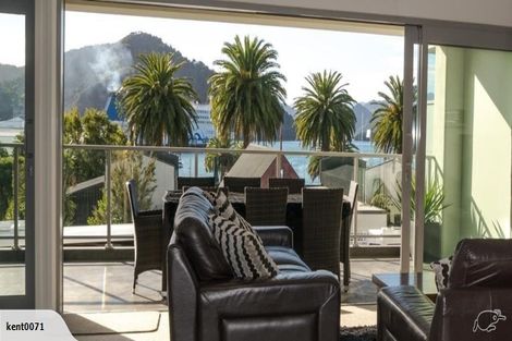 Photo of property in 4/30 London Quay, Picton, 7220