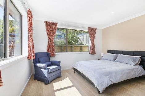 Photo of property in 12 Pacific View, Whitby, Porirua, 5024