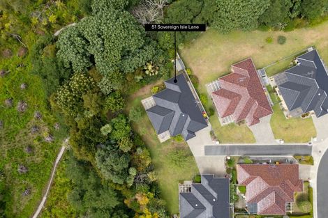 Photo of property in 51 Sovereign Isle Lane, Rototuna, Hamilton, 3210