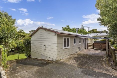 Photo of property in 9 Hellyers Street, Birkdale, Auckland, 0626