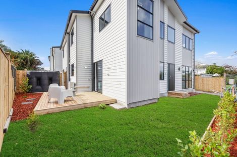 Photo of property in 28a Studfall Street, Pakuranga Heights, Auckland, 2010