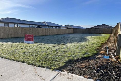 Photo of property in 38 Cousins Street, Woodend, 7691