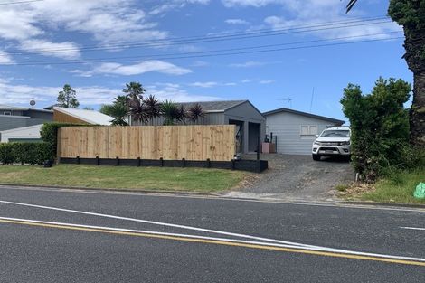 Photo of property in 1297 Papamoa Beach Road, Papamoa Beach, Papamoa, 3118