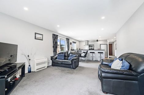 Photo of property in 35 Burford Way, Rolleston, 7615