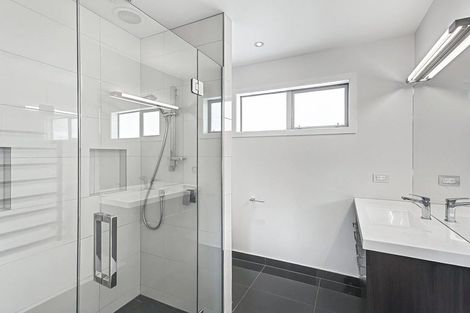 Photo of property in 77 Kotuku Drive, Paraparaumu Beach, Paraparaumu, 5032