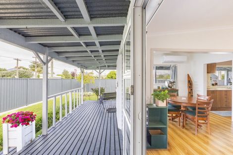Photo of property in 50 Bibby Street, Waipawa, 4210