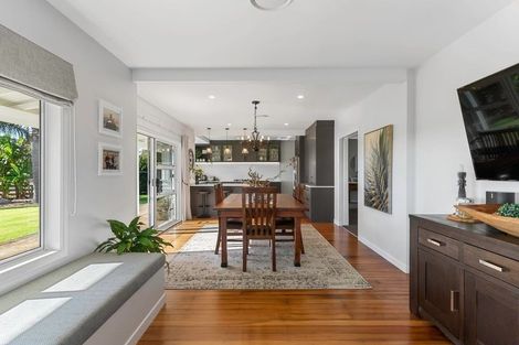 Photo of property in 294 Clevedon Kawakawa Road, Clevedon, Papakura, 2585