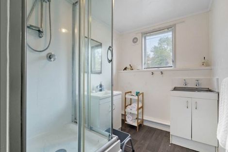 Photo of property in 43 Reynella Drive, Massey, Auckland, 0614