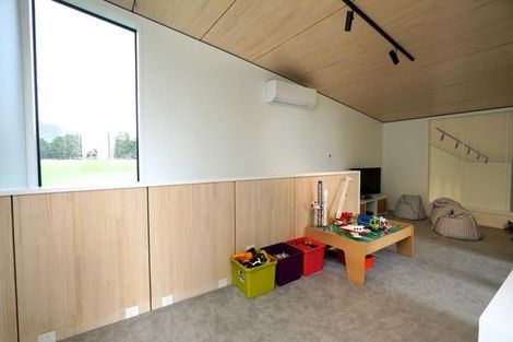 Photo of property in 16a Shearer Drive, Oakura, 4314
