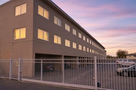 Photo of property in 27/30 Mathesons Road, Phillipstown, Christchurch, 8011
