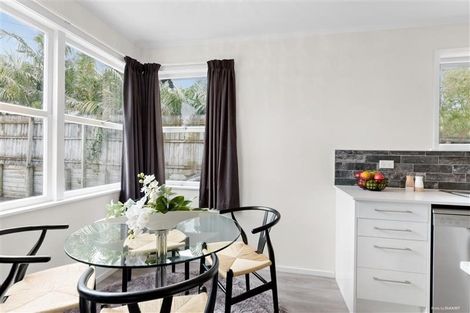 Photo of property in 12 Copley Street, New Lynn, Auckland, 0600