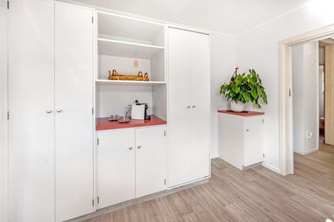 Photo of property in 1 Chester Street, Taradale, Napier, 4112