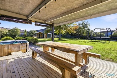 Photo of property in 92 Lisland Drive, Kinloch, Taupo, 3377