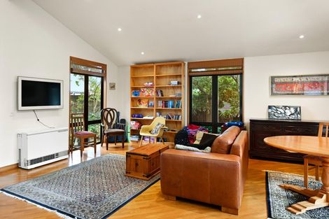 Photo of property in 243 Dey Street, Hamilton East, Hamilton, 3216