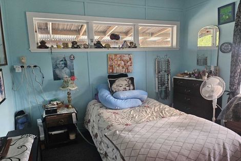 Photo of property in 28 Huia Street, Ohura, 3926
