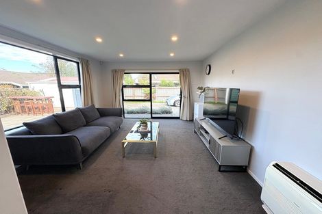 Photo of property in 2/29 Blakehall Place, Spreydon, Christchurch, 8024