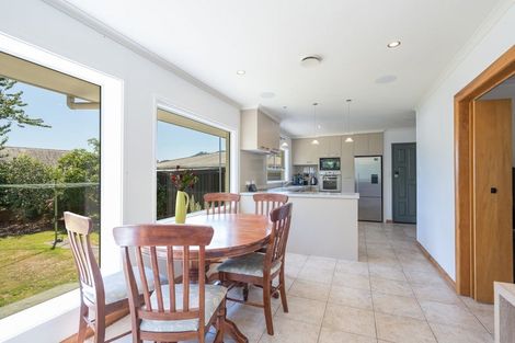 Photo of property in 10 Neale Avenue, Stoke, Nelson, 7011