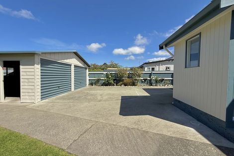 Photo of property in 25 Rhodes Street, Waimate, 7924