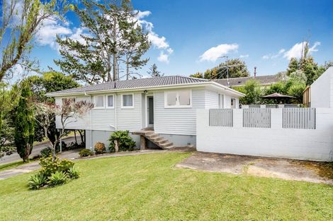 Photo of property in 31 Glenbervie Crescent, Massey, Auckland, 0614