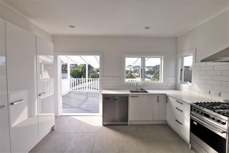 Photo of property in 46 Colonial Road, Birkenhead, Auckland, 0626