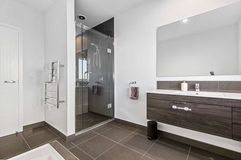 Photo of property in 106 Isabella Drive, Pukekohe, 2120