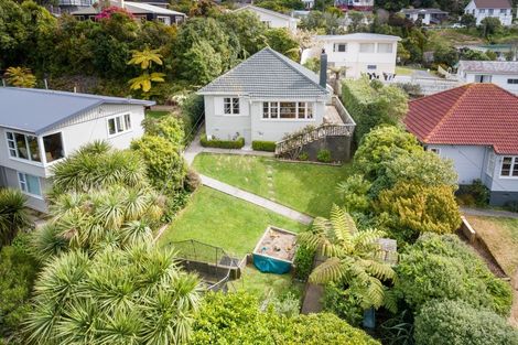 Photo of property in 20 Saint Albans Avenue, Karori, Wellington, 6012