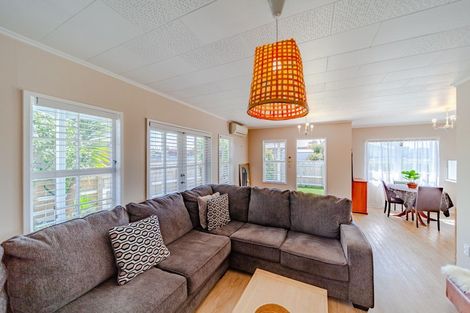 Photo of property in 37 Coventry Avenue, Tamatea, Napier, 4112