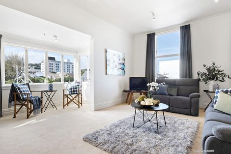 Photo of property in The Villas, 10/33u Hobson Street, Thorndon, Wellington, 6011