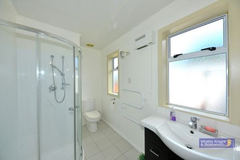 Photo of property in 104 Yaldhurst Road, Sockburn, Christchurch, 8042