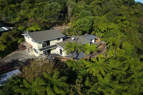 Photo of property in 20 Weenink Road, Karoro, Greymouth, 7805