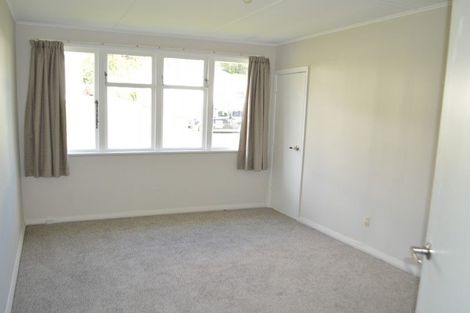 Photo of property in 4 Muturangi Grove, Elsdon, Porirua, 5022
