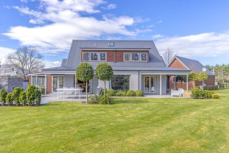 Photo of property in 519 Avonhead Road, Avonhead, Christchurch, 8042