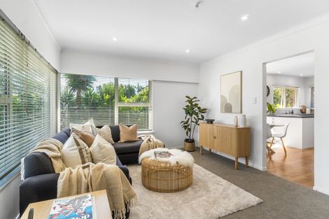 Photo of property in 3/3 Marsh Avenue, Forrest Hill, Auckland, 0620