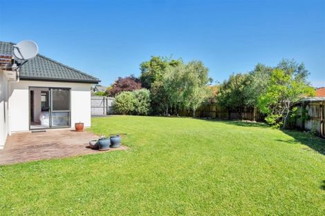 Photo of property in 23 Espalier Drive, Henderson, Auckland, 0612