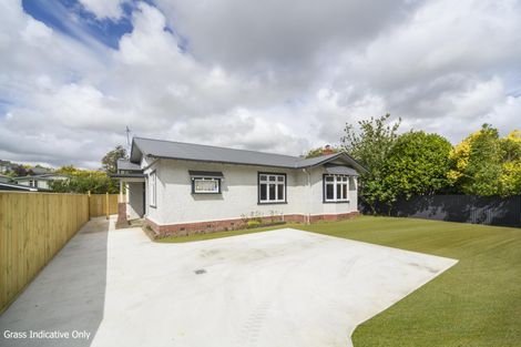 Photo of property in 28 Alfred Street, Roslyn, Palmerston North, 4414