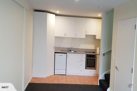 Photo of property in Pirie Street Townhouses, 14/35u Pirie Street, Mount Victoria, Wellington, 6011