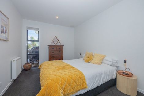 Photo of property in 22 Old Racecourse Road, Albert Town, Wanaka, 9305