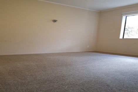 Photo of property in 30 Eroni Clarke Close, Flat Bush, Auckland, 2019