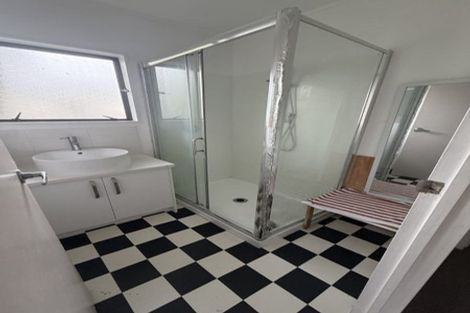 Photo of property in 3/11 Fruitvale Road, New Lynn, Auckland, 0600