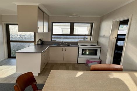 Photo of property in 76 Sixth Avenue, Urenui, 4377